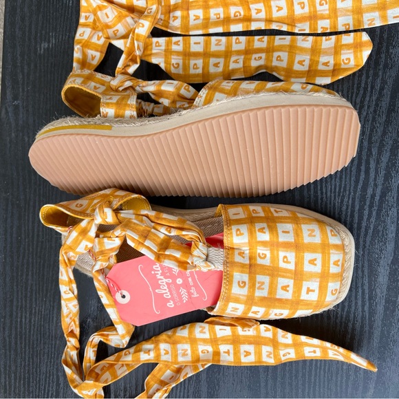 FARM Rio Yellow Sandals Size 7.5 - Picture 6 of 6